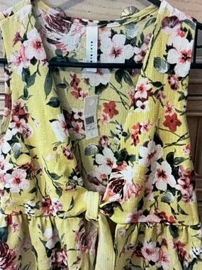 Floral Tie-Waist Yellow Sleeveless Blouse